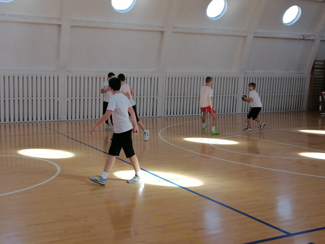 IMG-2085ea3fb4b098aba122f43b23c3f757-V.jpg IMG-2085ea3fb4b098aba122f43b23c3f757-V.jpg